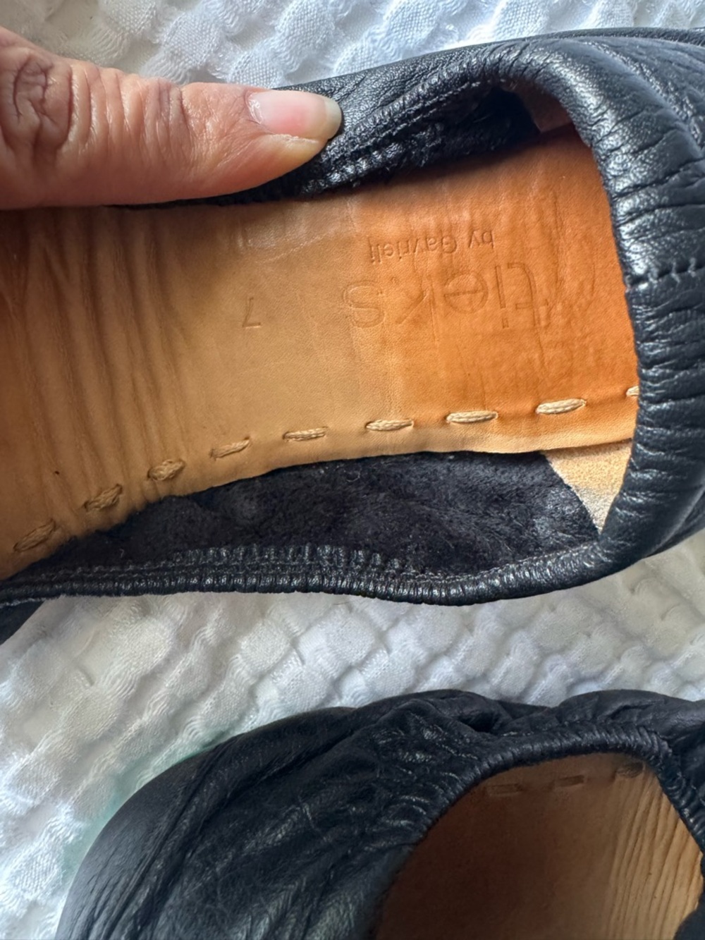 Tieks Black Leather Foldable Ballet Flats with Teal Accent - Picture 3 of 9